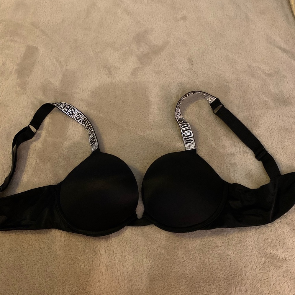 Victoria’s Secret shine strap push up bra 34B